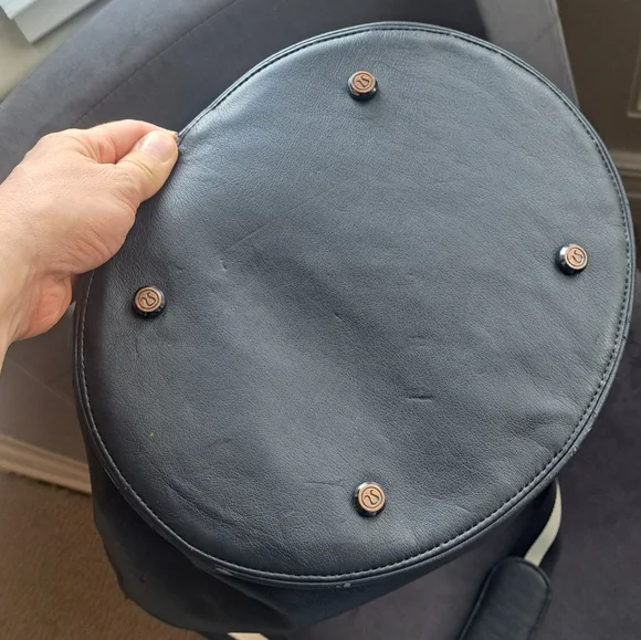 Lululemon Method Bag - Picture 4 of 8